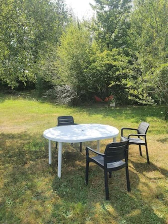 Chambre D'Hotes A La Campagne "Le Coudry" Serley 外观 照片