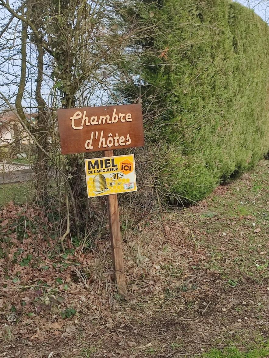 Chambre D'Hotes A La Campagne "Le Coudry" Serley 外观 照片